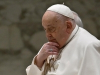 ŠTA SE DEŠAVA U VATIKANU: Papa Franjo će podnijeti ostavku?