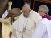 PAPA FRANJO NIJE DOBRO: Oglasio se Vatikan