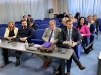 UPUTILI ZVANIČAN ZAHTJEV: DF traži ukidanje povećanja primanja funkcionerima TK