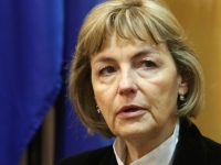 VESNA PUSIĆ O POTEZIMA TRUMPA: 'On je opasan za Evropsku uniju. Ohrabruje male diktatore poput Orbana i Vučića!' (VIDEO)