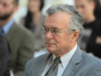 VAKUFNAMA BRANI SARAJEVO: Profesor Enes Pelidija, rođen u Pljevljima, bivši portparol SDA i predratni 'poznanik' Fikreta Muslimovića, glavni je promotor 1. februara kao Dana Sarajeva!