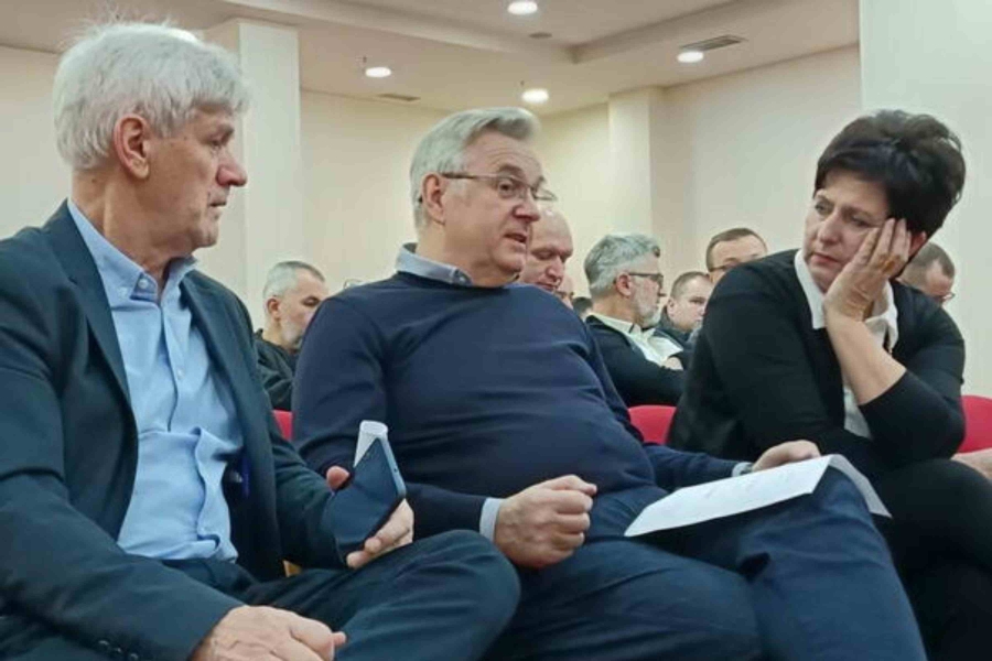 Jedan od zahtjeva koji će poslodavci uputiti Vladi je stavljanje van snage odluke o mininalnoj plaći od 1.000 maraka na period od 90 dana