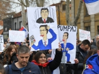 PRIGODNA PJESMICA VUČIĆU ZA 55. ROĐENDAN: 'Sredio si Jovanjicu i Krušik, I Rio Tinto da nas otrovima hrane...'