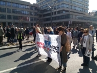 SLUČAJ JE PREUZEO SNS-ov TUŽILAC: Protest podrške uhapšenim aktivistima ispred Palate pravde u Beogradu
