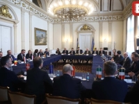 ŠTA POSLIJE DRŽAVNOG UDARA: Bećirović počeo sastanak s predstavnicima međunarodne zajednice (FOTO)