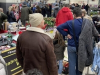NA DAN NEZAVISNOSTI BiH: Građani Sarajeva pohrlili u Lukavicu po namirnice (VIDEO)