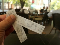 IZ LOŠEGA U GORE: Novi skok cijena u ugostiteljskim objektima uoči početka turističke sezone...