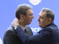 VUČIĆ SE PITA U SVOM OMILJENOM TABLOIDU: 'A kako da dođe Dodik u Beograd, i on, Stevandić i Višković, kad je...'
