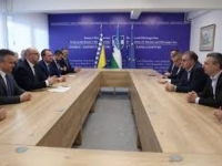 PREMIJER NIKŠIĆ U BIHAĆU: 'USK više nije zaboravljen; Mi ne možemo pobjeći od činjenice da BiH prolazi kroz...'