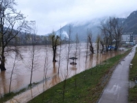 KIŠA NE PRESTAJE PADATI: Drina se u Zvorniku izlila iz korita, građani pozvani na oprez