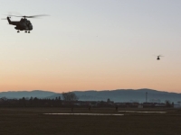 'DANJU I NOĆU': Italijanski i rumunski helikopteri EUFOR-a izvode intenzivne vježbe (FOTO)