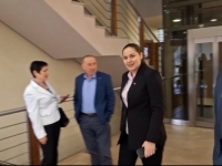 VLAST U BANJOJ LUCI BJEŽI OD MEDIJA ZBOG AKCIJE SIPA-e: 'Svi oni poštuju odluke Ustavnog suda BiH koliko god se u javnosti...'