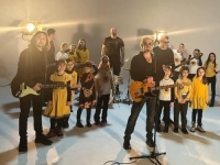 JESTE LI JE VEĆ POSLUŠALI: Grupa Konvoj objavila novi singl 'Gladne oči' (VIDEO)