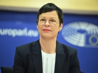 I MARTA KOS ZABRINUTA ZBOG DOGAĐAJA U SKUPŠTINI SRBIJE: Poremećaji u radu i nasilje...