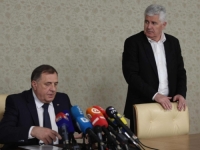 ČOVIĆEVI PULENI BRANE DODIKA OD 'BOŠNJAČKIH RADIKALA': A šta ako se ova kriza nastavi do izbora 2026. godine i SNSD ponovu bude nezaobilazan!'