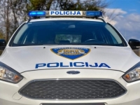 UHAPŠEN POLICAJAC: Prodavao kokain i heroin koji je skrivao u stanu