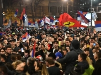 DOK VLAST TVRDI DA NIJE BILO ZVUČNOG TOPA: Brojni učesnici protesta u Beogradu zatražili ljekarsku pomoć zbog glavobolje i zujanja u ušima