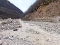 PROBLEMI U BiH: Zbog odrona i poplave obustava saobraćaja na cesti Jablanica - Blidinje