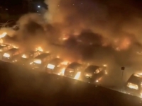 NEVJEROVATNE SCENE U RUSKOM GRADU: Građane probudila buka usred noći, gorio cijeli parking... (VIDEO)