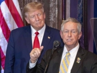 NAJODANIJI TRUMPOVI KONGRESMENI BRUTALNO NAPADAJU DODIKA: Joe Wilson, koji je predložio izradu novčanice sa Trumpovim likom, poručio - 'Tog kriminalca moramo zaustaviti!'