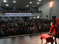 VUČIĆ POBRKAO LONČIĆE: 'Nisu studentski plenumi odlika boljševizma, već je to kult vođe'