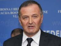 ZUKAN HELEZ, DIREKTNO: Dodik planira bijeg u Srbiju, mora biti uhapšen ODMAH