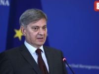 ZVIZDIĆ PORUČIO GRAĐANIMA: Mir će biti sačuvan; posebno se obraćam uposlenima u institucijama BiH - to su vaša radna mjesta, a ne SNSD-ova!