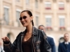 MODNE LEKCIJE SLAVNE MANEKENKE: Bella Hadid pokazala kako se nosi komad odjeće u koji se isplati uložiti (FOTO)