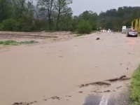 VELIKO NEVRIJEME NA PODRUČJU BIJELJINE: Putevi poplavili, uništena poljoprivredna dobra