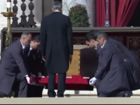 PRATITE UŽIVO SPROVOD PAPE FRANJE: 160 hiljada ljudi na Trgu svetog Petra, stigli Trump, Macron, Zelenski, Biden, članovi Predsjedništva BiH... (FOTO, VIDEO)