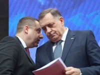 DODIKOV POSLUŠNIK RAZAPINJE VUKANOVIĆA: 'Političko Sarajevo preko njega želi eliminisati Milorada Dodika!'