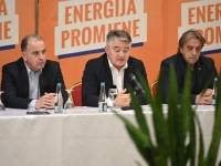 U BIHAĆU OBILJEŽENA 12. GODIŠNJICA DF-a; KOMŠIĆ: 'I kao čovjek sam ponosan na sve ljude sa kojima sam zajedno u Demokratskoj fronti'