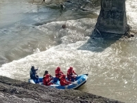ŠTO SE ČEKALO DO SADA: FUCZ se uključila u potragu za osobama koje je odnijela rijeka Jala (FOTO)
