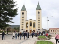 MEĐUGORJE SE SPREMA ZA REKORDNU SEZONU: Turisti stižu iz cijelog svijeta (VIDEO)
