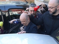 MILE KEKIN SE OGLASIO NAKON PUŠTANJA NA SLOBODU: 'Strpali su me u maricu, skinuli mi vezice, strpali u ćeliju...'