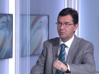 AJANOVIĆ OŠTRO KRITIKOVAO SCHMIDTA: 'Njegova šutnja postaje saučesništvo!'
