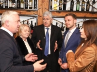 BORENOVIĆ O SPORAZUMU S TROJKOM I HDZ-om: Krajem aprila ćemo imati ili dogovor ili izgovor za nedogovor