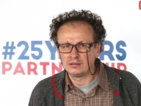 SRĐAN PUHALO 'NAJAVLJUJE': 'Uskoro, album sa samoljepljivim sličicama - izdajnici, strani plaćenici i persone non grata u...'