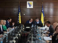 CRNE PROGNOZE SE OSTVARUJU: Iako Nikšić i Mijatović tvrde da nema masovnih otkaza, za tri mjeseca 8.649 manje zaposlenih u FBiH