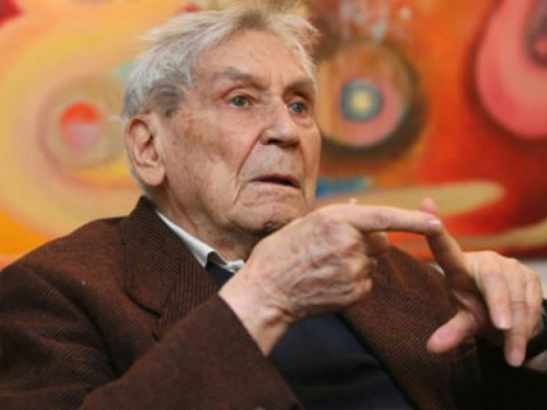 AKADEMIK, NEUROPSIHIJATAR VLADETA JEROTIĆ O TRAUMAMA DJECE: 'Batine mogu ostaviti trajne posljedice...Dijete može kasnije potražiti partnera koji će ga zlostavljati...'