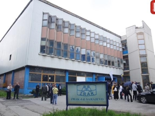 STEČAJNI UPRAVNIK OBJAVIO: Dio imovine 'Zraka' ide na doboš...