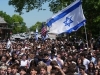 DOK SE IZRAEL SUOČAVA S OPTUŽBOM ZA GENOCID: U New Jerseyju okupljeni slave oslobađanje taoca Edana Alexandera u Gazi (VIDEO)