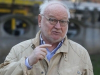 UNIVERZITETSKI PROFESOR ŽARKO KORAĆ: 'U svim civilizovanim zemljama, kada predsednik ode u bolnicu…'
