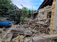 RUSI BOMBARDUJU, UKRAJINCI UZVRAĆAJU NAPADIMA DORNOVIMA: Iz Moskve saopćili da je u...