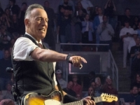 NA KONCERTU U MANCHESTERU BRUCE SPRINGSTEEN KRITIKOVAO DONALDA TRUMPA: 'U Americi progone ljude zbog...'