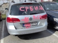 I SRBI I HRVATE SE BOJE PREKO GRANICE: Sve više slučajeva uništavanja automobila zbog tablica...
