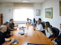 SRENJOŠKOLCI IZ BiH PUTUJU U MOSKVU: Prisustvovat će Putinovoj paradi, načelnik im pripremio skromne džeparce...