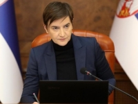 SMIJE JOJ SE CIJELA REGIJA: Ana Brnabić tvrdi da se školovala u Americi, pogledajte kako priča na engleskom...