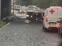 POTOP U BEOGRADU: Ulice pod vodom, stižu užasne snimke (FOTO/VIDEO)