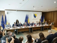 'PRIORITET JE ZADOVOLJITI ČOVIĆA, A SA EVROPSKIM INTEGRACIJAMA ŠTA BUDE': Dvije trojke pod HDZ-om